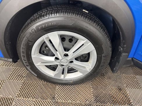 Certified 2024 Nissan Kicks S image 30