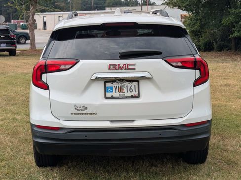 Used 2020 GMC Terrain SLE w/ Driver Convenience Package FWD image 5