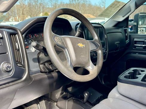 Used 2019 Chevrolet Silverado 2500 W/T w/ WT Convenience Package image 19