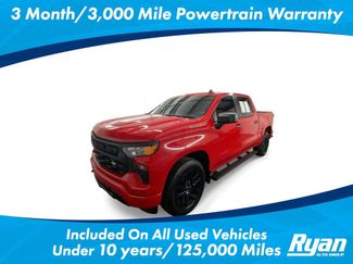 Used 2023 Chevrolet Silverado 1500 Custom image 1