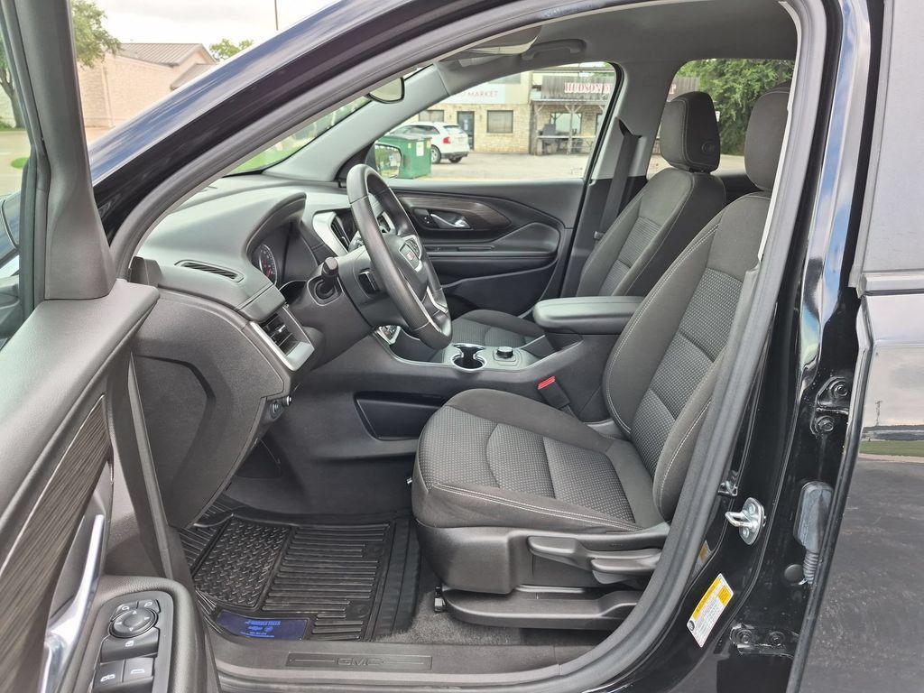 Certified 2024 GMC Terrain SLE AWD/4WD image 17