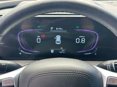 Used 2025 Kia Telluride AWD image 7