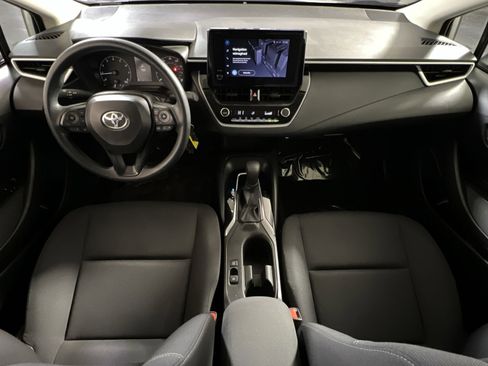 Used 2024 Toyota Corolla LE image 21