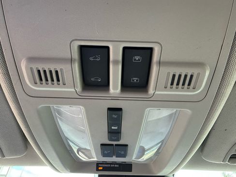 Used 2014 Cadillac SRX Luxury w/ Driver Awareness Package FWD image 9