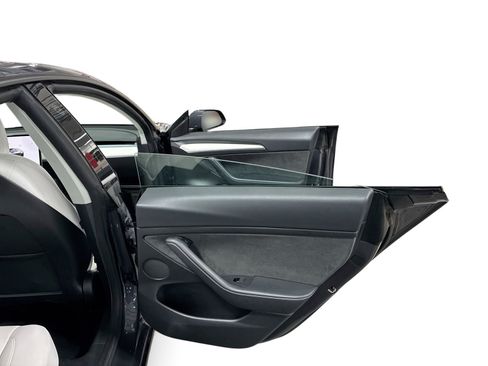 Certified 2023 Tesla Model 3 Performance AWD/4WD image 12