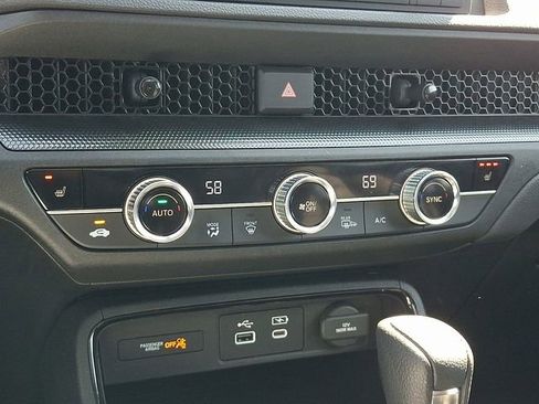 Certified 2024 Honda CR-V EX image 16