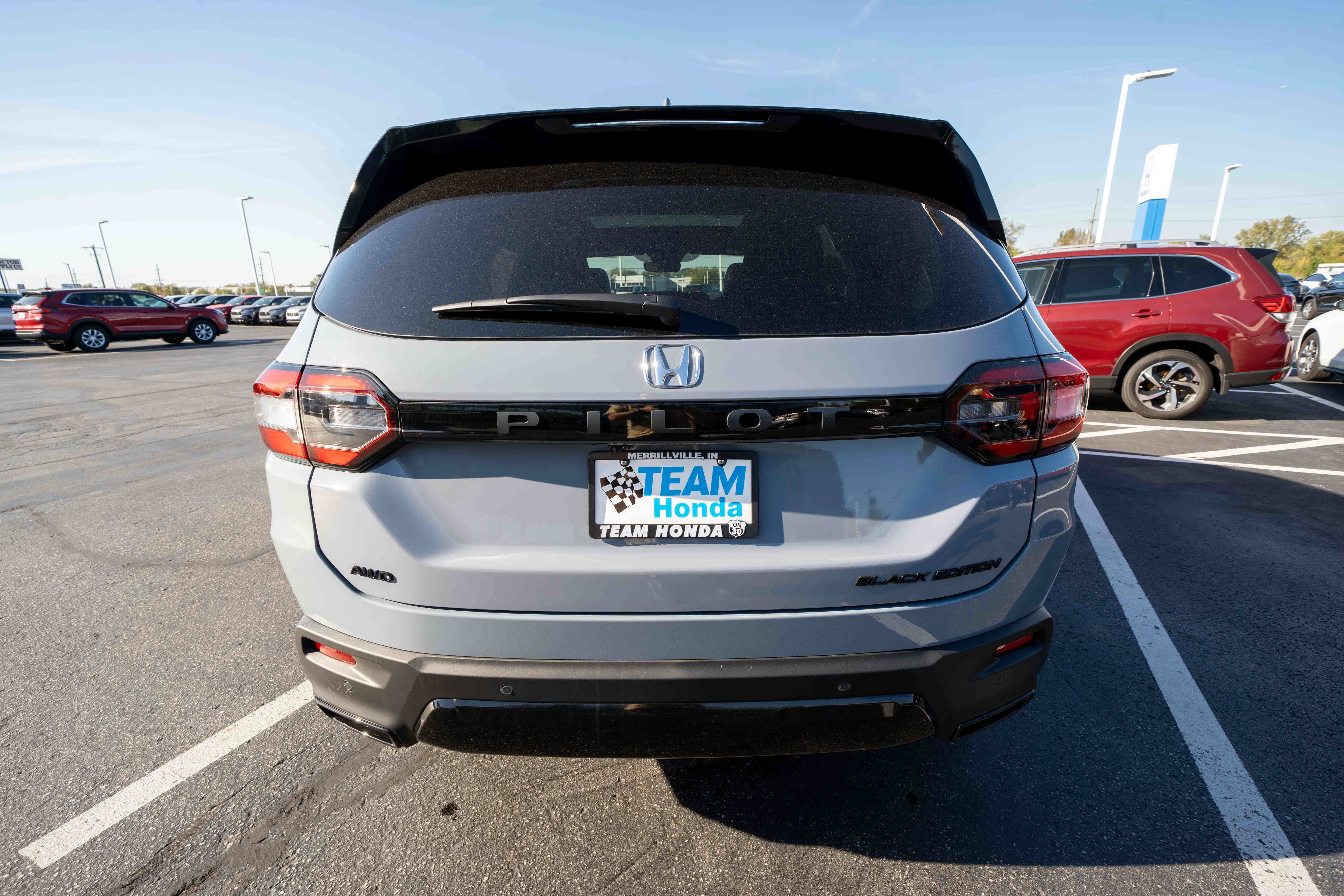 New 2026 Honda Pilot Black Edition image 5