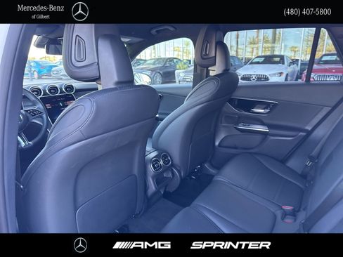 Used 2025 Mercedes-Benz GLC 300 image 18