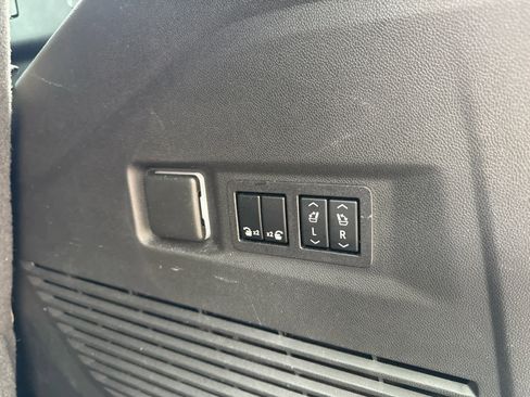 Used 2022 Chevrolet Tahoe Premier image 31