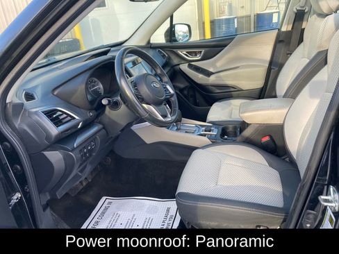 Used 2021 Subaru Forester Premium image 12