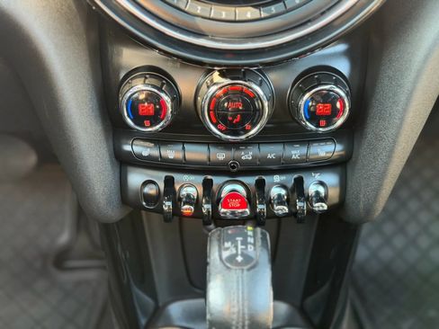 Used 2015 MINI Cooper S image 29