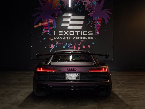 Used 2021 Audi R8 V10 RWD image 5