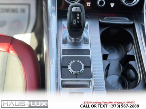 Used 2020 Land Rover Range Rover Sport HST image 34