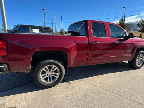 Used 2019 Chevrolet Silverado 1500 LT w/ Texas Edition image 8