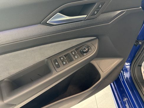 Certified 2025 Volkswagen Golf w/ Euro Style Package image 8