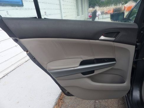 Used 2009 Honda Accord EX-L image 11