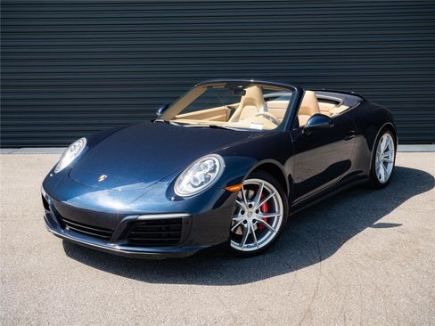 Certified 2017 Porsche 911 Carrera 4S AWD/4WD image 1
