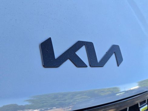 New 2026 Kia Carnival SX Prestige FWD image 5