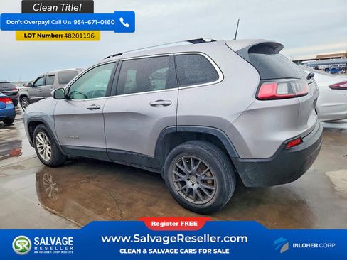 Used 2019 Jeep Cherokee Latitude w/ Popular Appearance Group FWD image 3