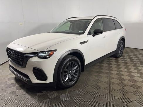 Used 2025 MAZDA CX-70 3.3 Turbo w/ Preferred Package image 17