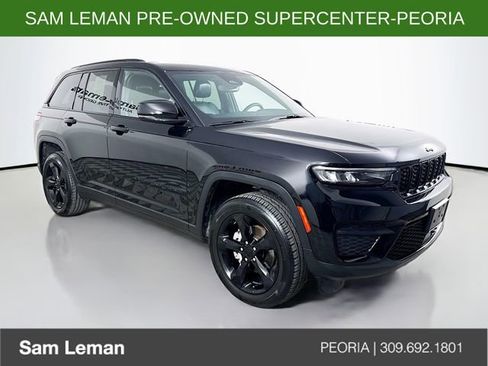 Used 2023 Jeep Grand Cherokee Altitude AWD/4WD image 1