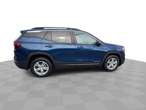 Certified 2023 GMC Terrain SLE w/ Driver Convenience Package FWD image 9