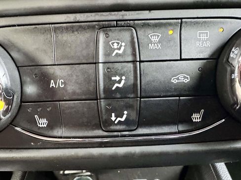 Used 2023 Chevrolet TrailBlazer RS AWD/4WD image 22
