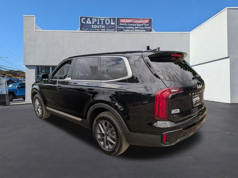 Used 2023 Kia Telluride LX image 5