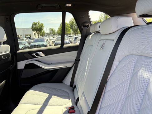Certified 2026 BMW X5 sDrive40i RWD image 32