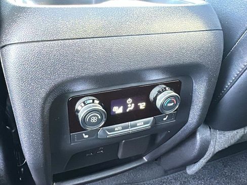 Used 2025 Buick Enclave Avenir w/ Trailering Package, 5000 lbs. image 25