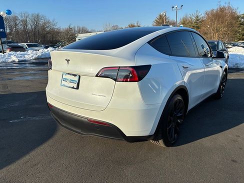 Used 2021 Tesla Model Y Long Range image 7