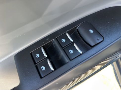 New 2026 Ford Maverick XL image 31