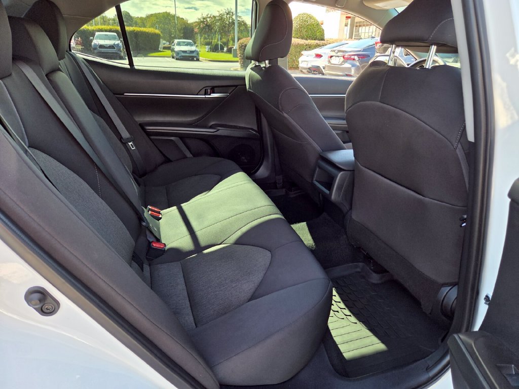 Used 2023 Toyota Camry LE FWD image 14