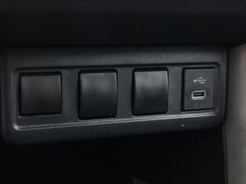 Used 2024 Toyota Corolla Cross LE image 21