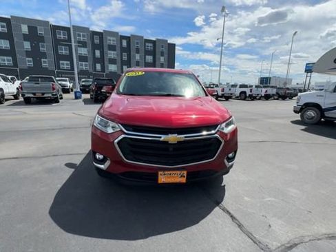 Used 2018 Chevrolet Traverse LT AWD/4WD image 3