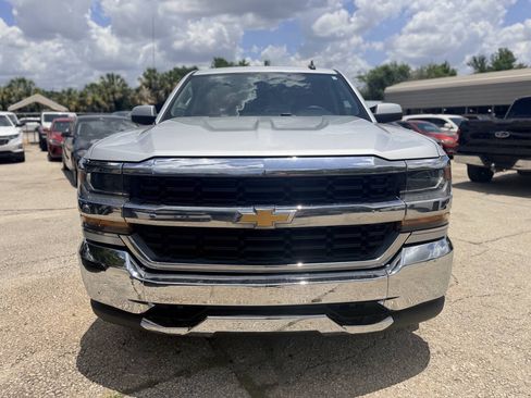 Used 2018 Chevrolet Silverado 1500 LT RWD image 3