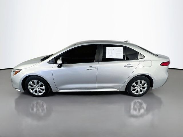 Used 2023 Toyota Corolla LE FWD image 5