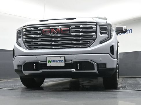 New 2026 GMC Sierra 1500 Denali AWD/4WD image 7