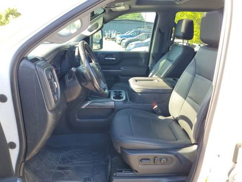 Used 2022 Chevrolet Silverado 3500 LTZ w/ LTZ Convenience Package AWD/4WD image 16