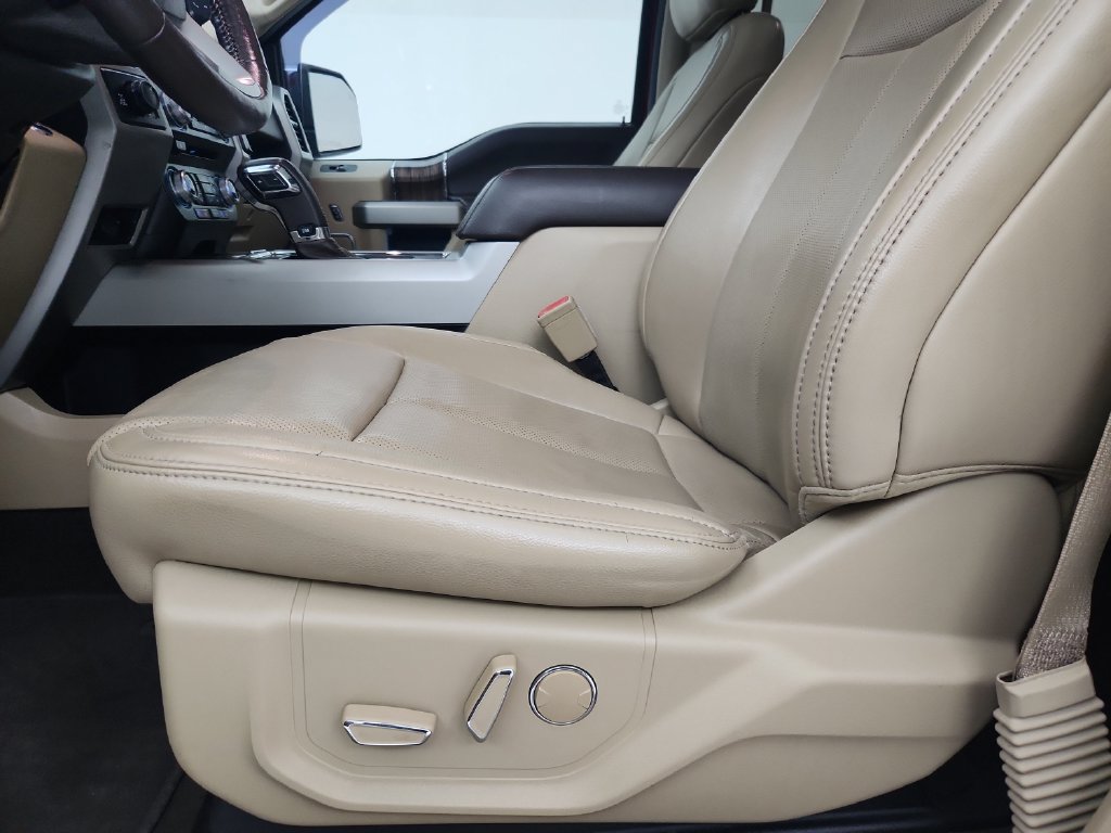 Used 2018 Ford F150 Lariat w/ Equipment Group 502A Luxury AWD/4WD image 21