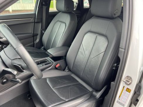 Used 2025 Audi Q3 2.0T Premium AWD/4WD image 21