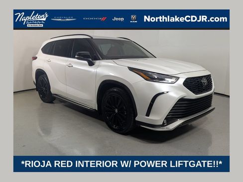 Used 2023 Toyota Highlander XSE FWD image 1