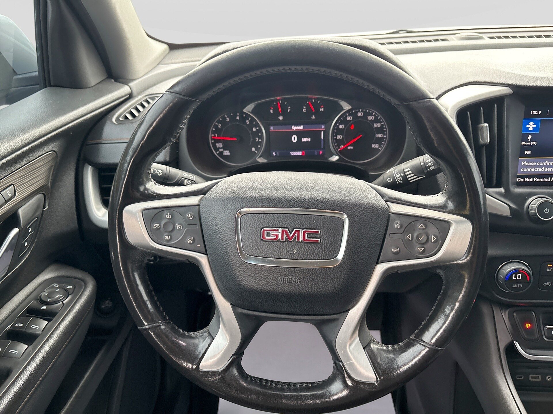 Used 2020 GMC Terrain SLT w/ Preferred Package AWD/4WD image 19