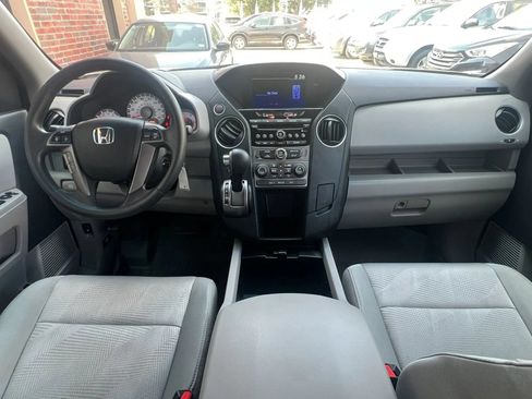 Used 2015 Honda Pilot LX image 40