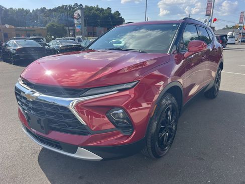 Used 2023 Chevrolet Blazer LT w/ Convenience Package image 4