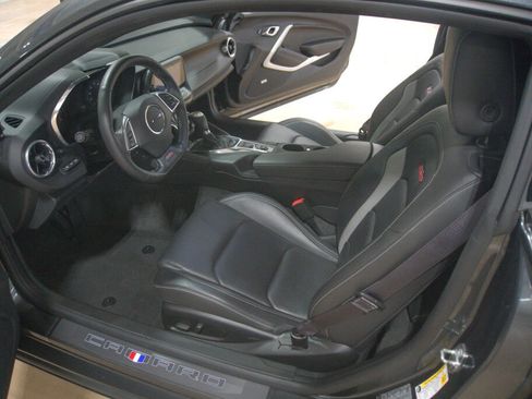 Used 2016 Chevrolet Camaro SS RWD image 33