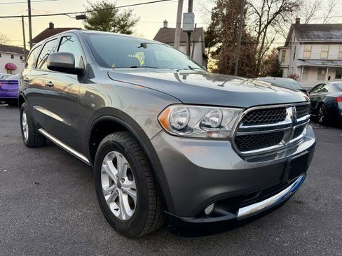 Used 2012 Dodge Durango SXT w/ Trailer Tow Group IV image 4