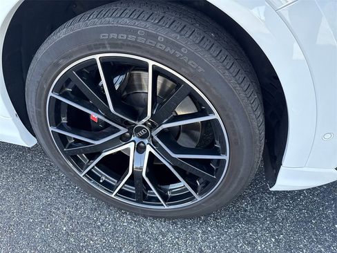 Used 2023 Audi SQ8 Prestige image 13