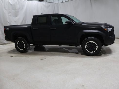 New 2026 Toyota Tacoma TRD Off-Road image 6