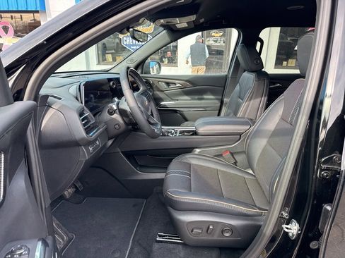 New 2026 Chevrolet Traverse High Country image 15